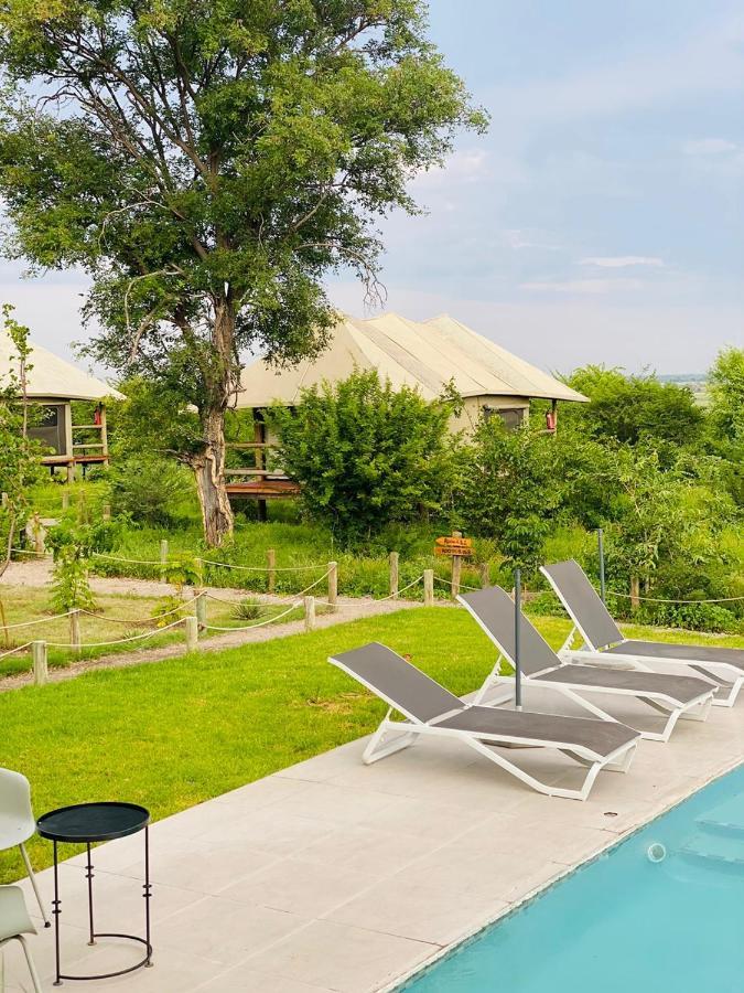 Xhabe Safari Lodge Chobe Muchenje Exteriér fotografie